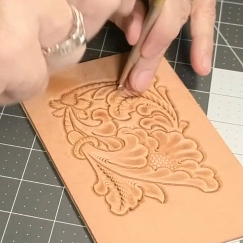 Carving in the Style of FO Baird with Jim Linnell