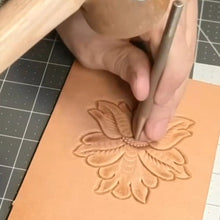 Carving in the Style of FO Baird with Jim Linnell