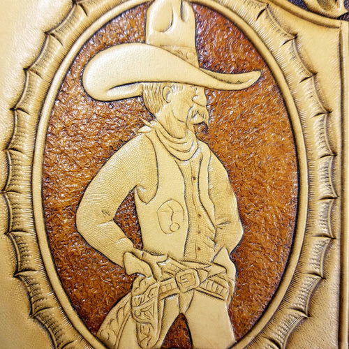 Leather Figure Carving Part 3 - Fine Detail Carving