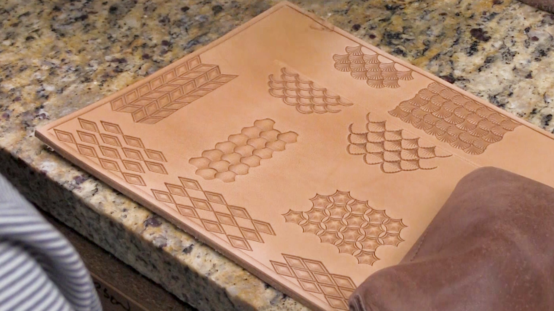 Geometric Stamping with Barry King – Elktracks Studio