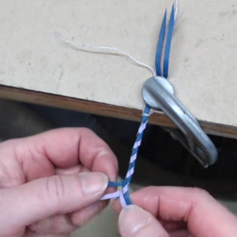 4 Strand Braiding Tutorial with Sheryl Katzke – Elktracks Studio