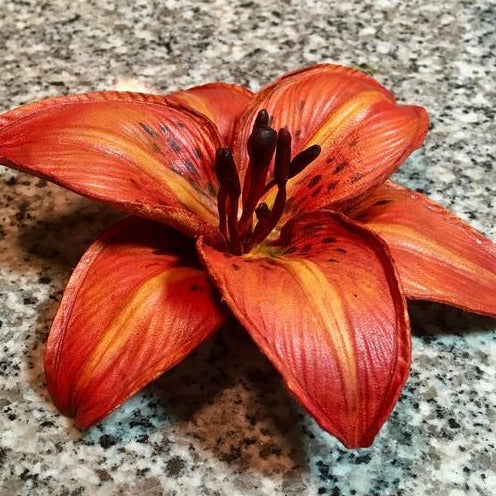 3-D Leather Tiger Lilies with Annie Libertini – Elktracks Studio